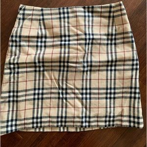 Plaid Burberry skirt